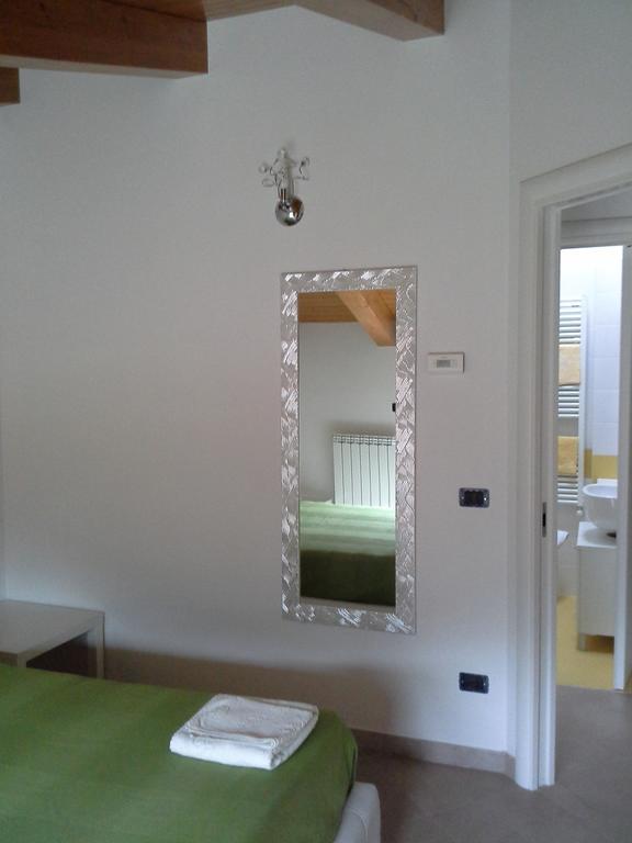 Casa Vacanze The Flea'S Home Fondi Oda fotoğraf